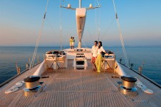 ARISTARCHOS Deck view